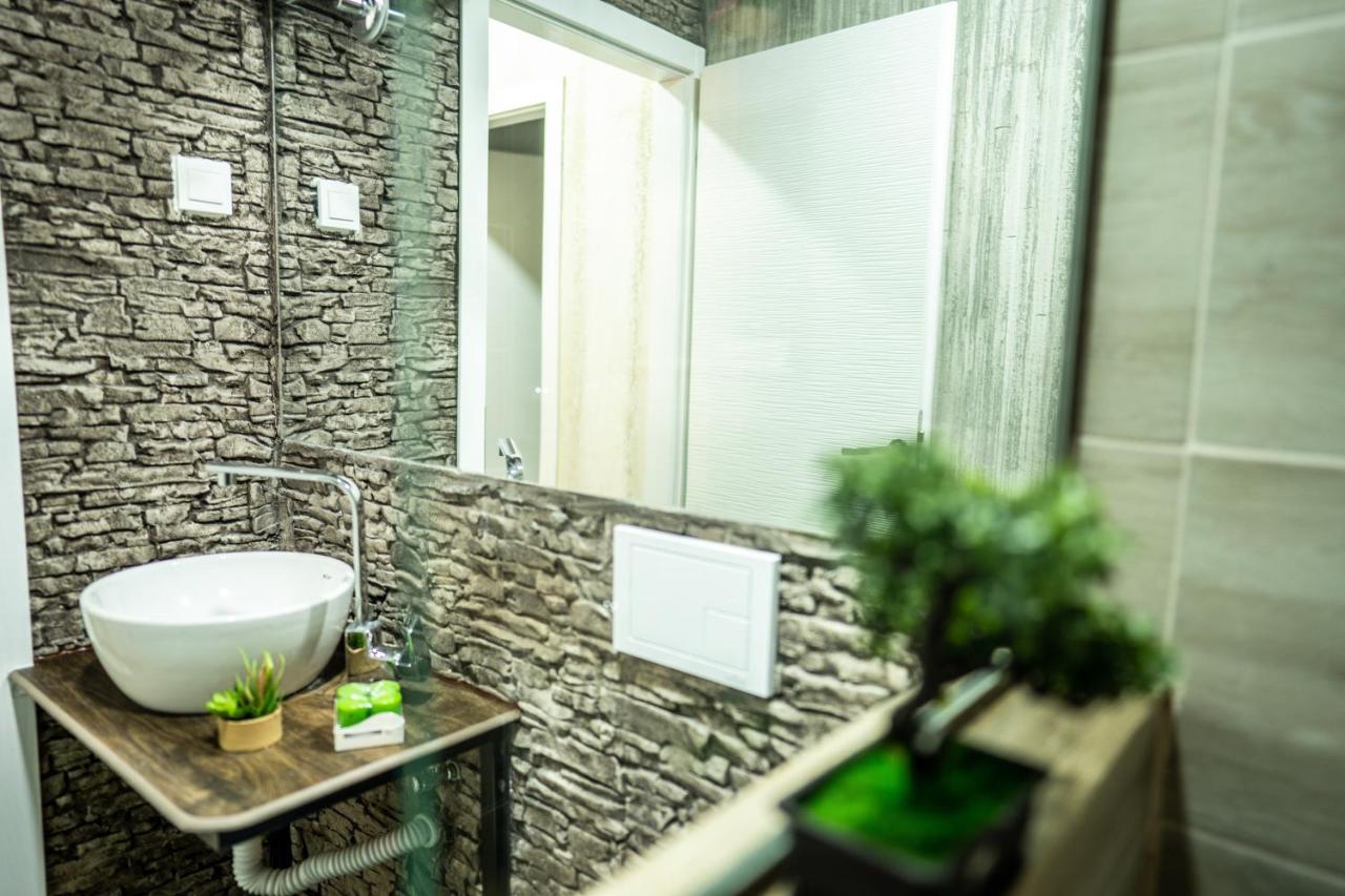 Finesi Apartments オフリド エクステリア 写真